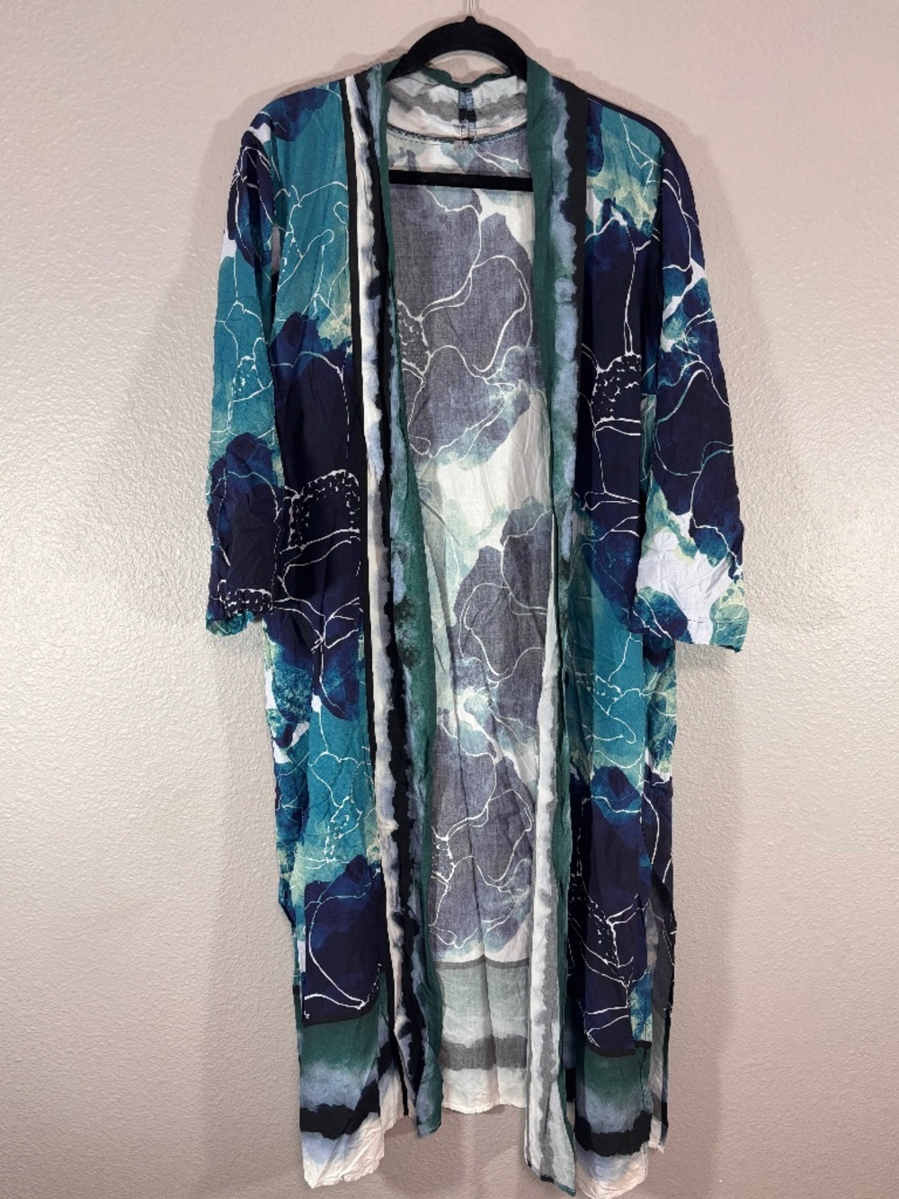 Womens Blue and White Floral Open Half Sleeve Kimono One Size